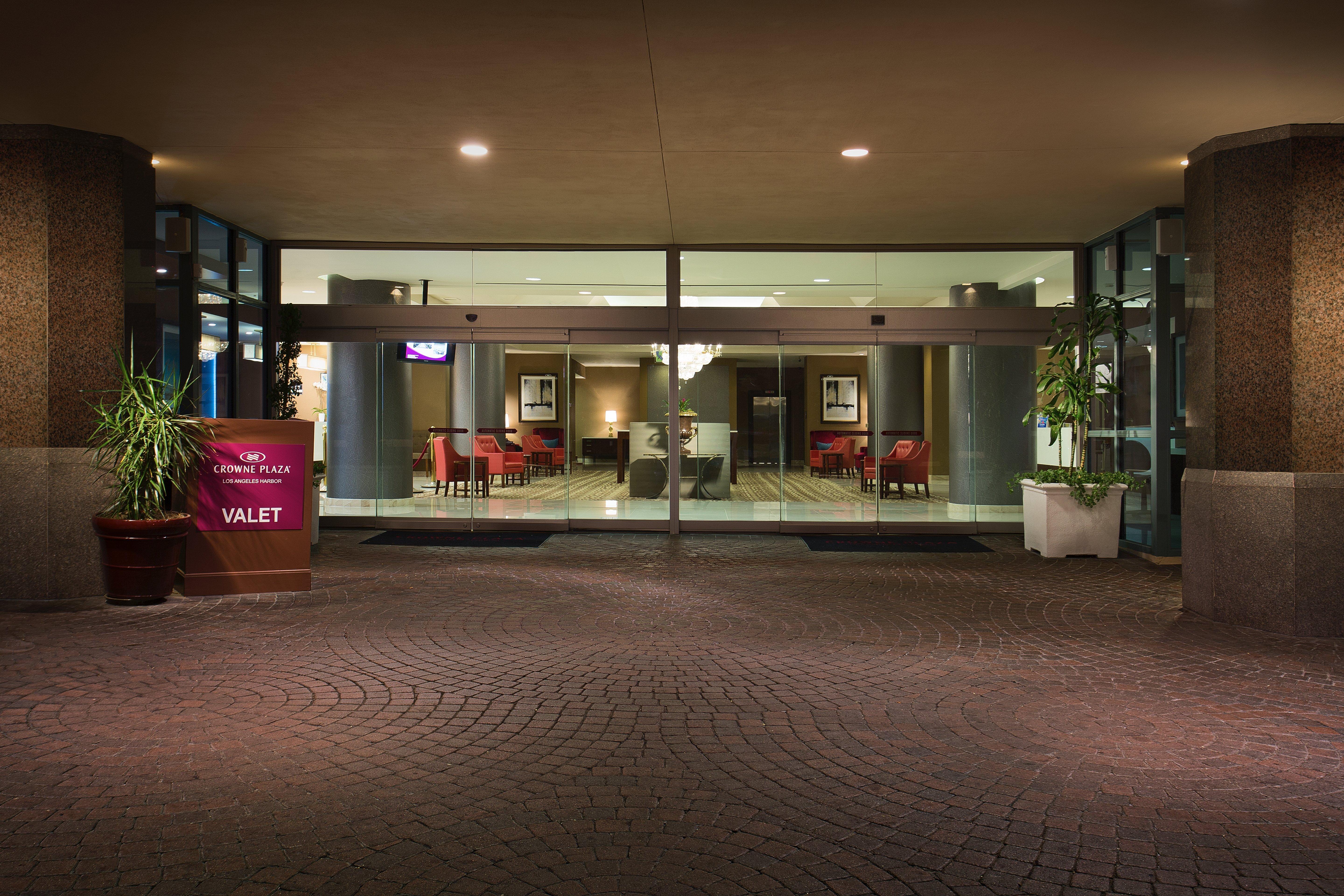 Crowne Plaza Hotel Los Angeles Harbor By Ihg Bagian luar foto