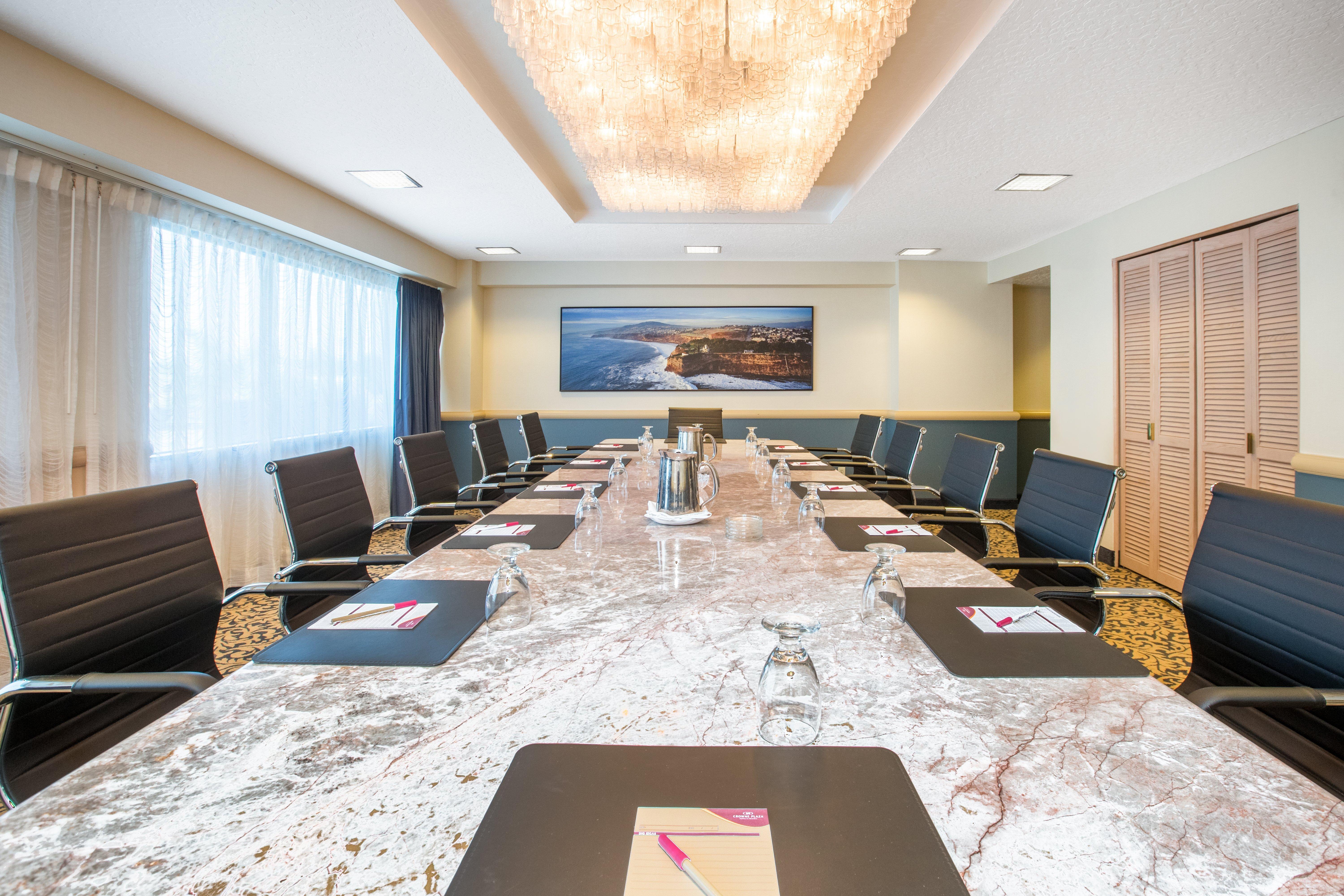 Crowne Plaza Hotel Los Angeles Harbor By Ihg Bagian luar foto